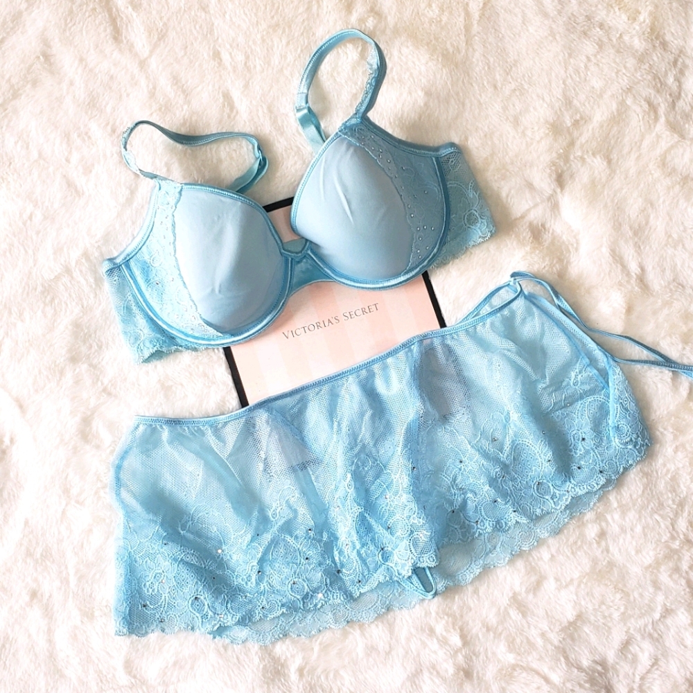 VS- Limited Edition Dream Angel's Lingerie Set